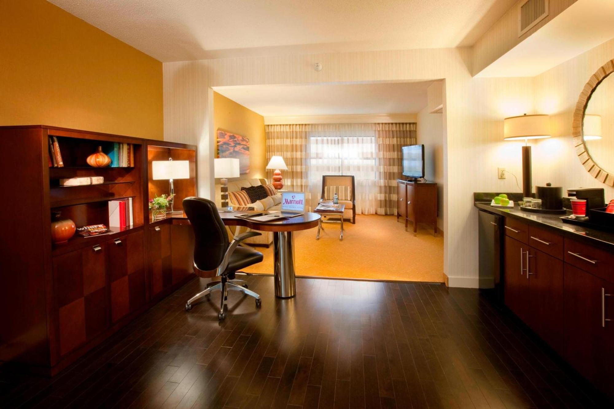 Minneapolis Marriott Northwest Brooklyn Park Dış mekan fotoğraf